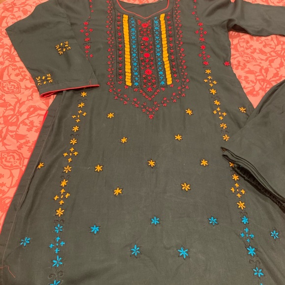 Sold - Picture 6 of 14